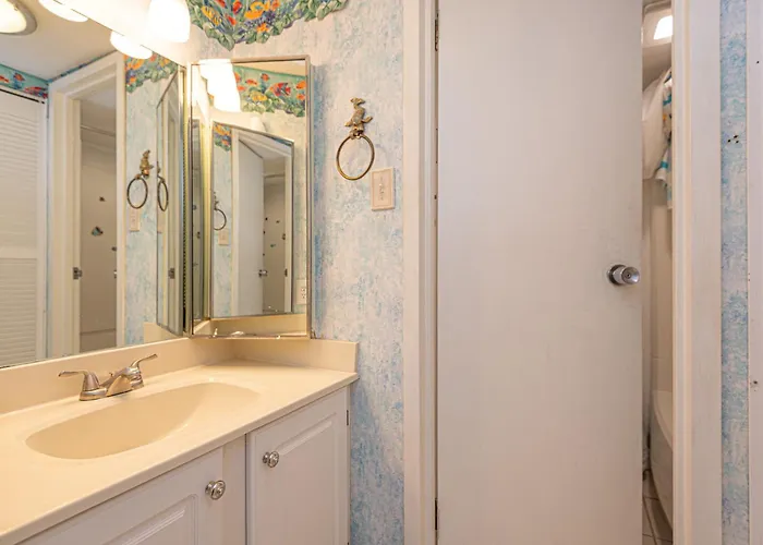 Ocean And Bay Views 2br Pool Access Sleeps 6 Ocean City